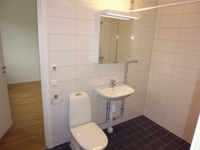 Badrum i 3_a med komfortvärmegolv Badrum i 3_a med komfortvärmegolv